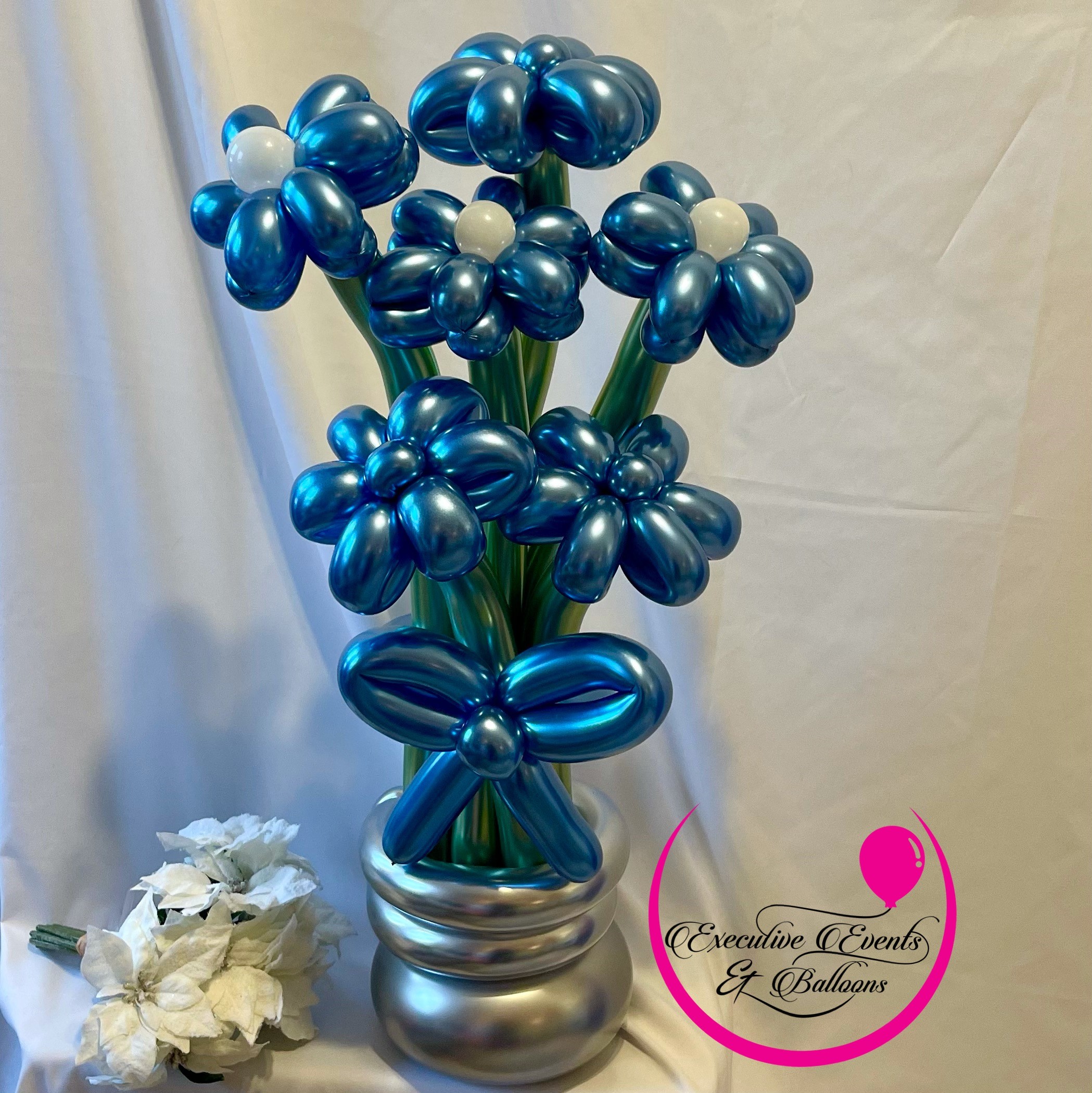 Flower Bouquet and Vase Mini Class Content - NABAS The Balloon and ...